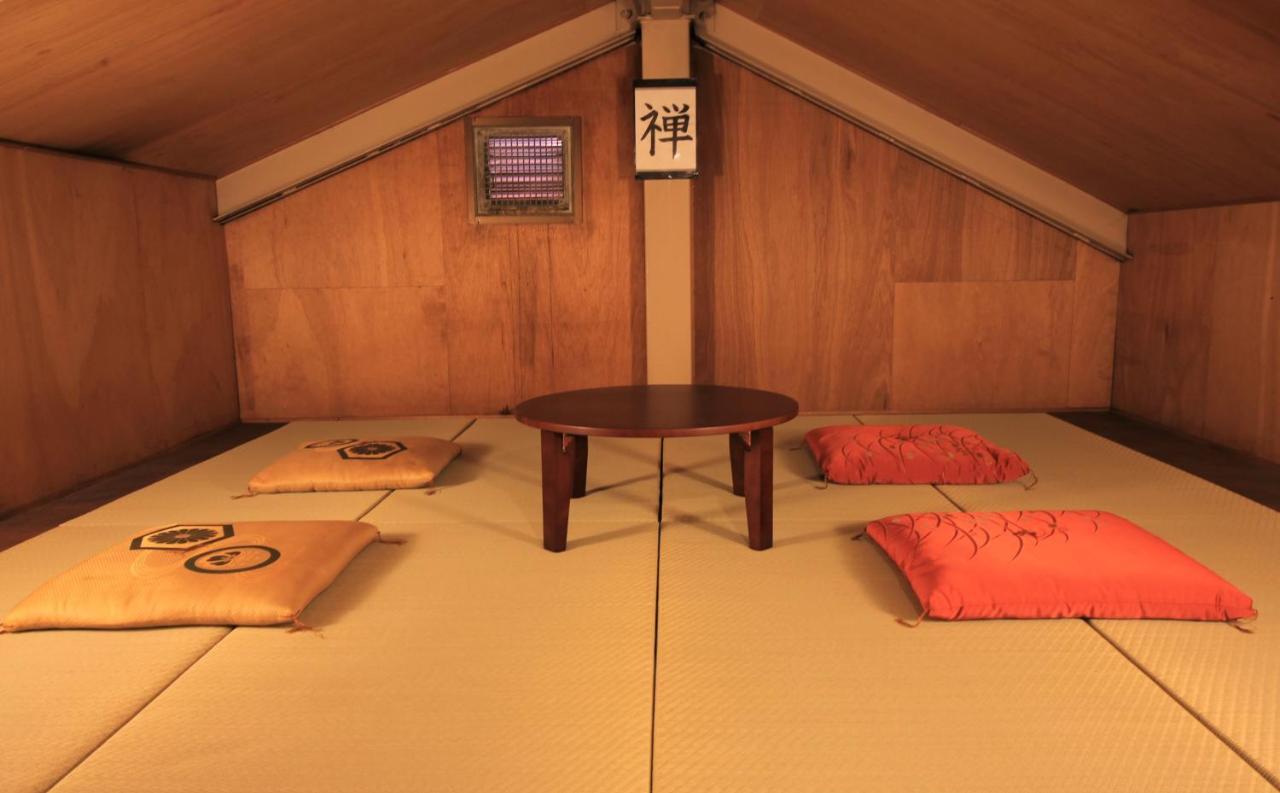 Guesthouse Onigiri Kyoto Exterior photo